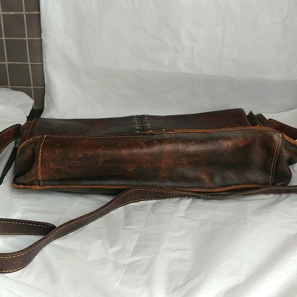 Patricia Nash leather crossbody bag - Picture 6 of 13